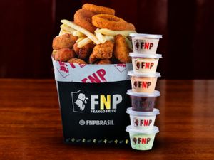 POTCHÊ PREMIUM M (Serve de 3 a 4 Pessoas) +Fritas +Anéis de Cebola +Todos molhos