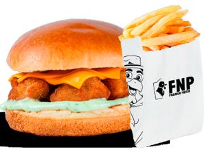2 burguer de frango + Pacotinho de Fritas + Refri 600ml