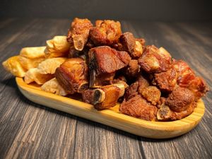 Costelinha de Porco c/Mandioca