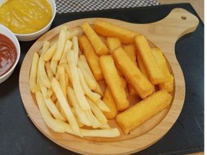 1/2 Polenta c/ 1/2 Fritas