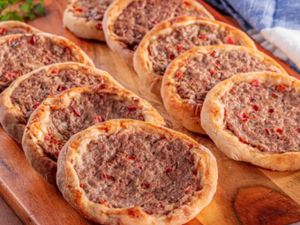 10x Esfirra de Carne