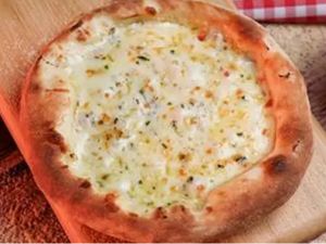 Esfirra de Mussarela