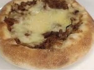 Esfirra de Carne de Sol