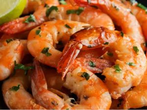 Petisco Camarão Alho e Óleo