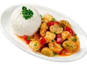 Comercial Galinha Guisada