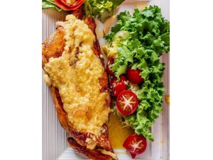 MEIO GALETO GRATINADO