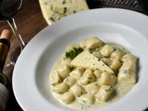 Gnocchi ao Molho Gorgonzola