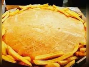 Mini Xis Calota (22 cm) + 1 guarana 1,5  lts