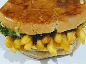 Xis Salada com Fritas