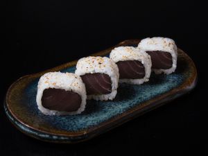 Uramaki Atum 4 peças ou 8 peças