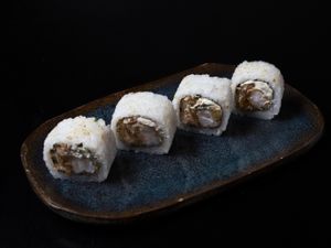 Uramaki Skinebi 4 peças ou 8 peças