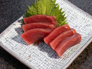 Sashimi Atum