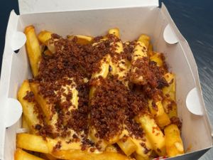 Fritas cheddar e bacon