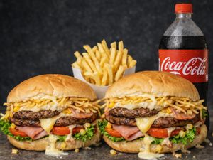 COMBO DE 2 |   REFRI 1L + 2 BATATAS  + 2 LANCHE ORIGINAL (x-salada)