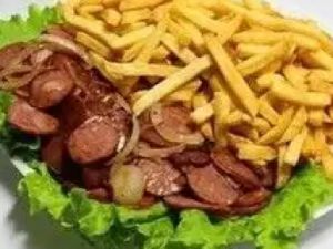 PORÇÃO 1/2 BATATA FRITA e 1/2 CALABRESA