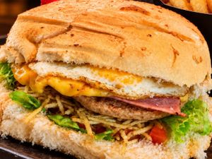 Quebrada - O nosso X-Egg