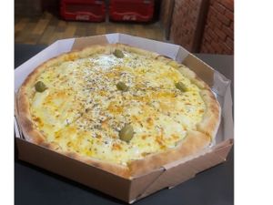 Pizza de 4 Queijos ( Grande)