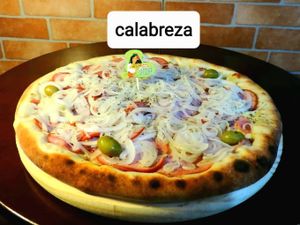Pizza de Calabresa