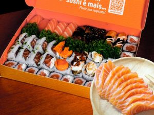 Combo Sushi & Sashimi Super 57 pç