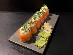 Gunkan Salmão Flambado 6un