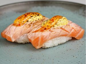 Niguiri Tamago Trufado