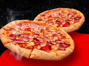 2 Pizzas Grandes (35cm + 35cm + Refri grátis)