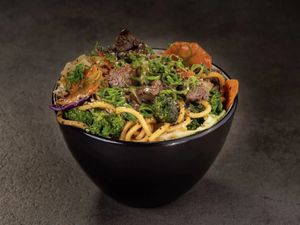 Yakisoba de filé mignon