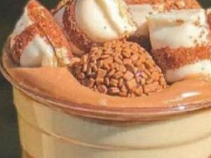 Copo da Felicidade Kinder Bueno