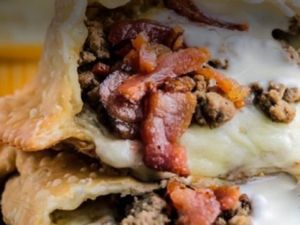 Carne c/ Queijo e Bacon