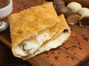 Pastel Ouro Branco c/ Chocolate Branco