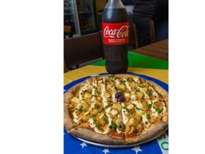 FRANGÃO + COCA GRATIS