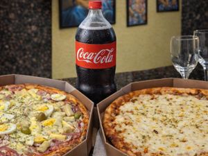 OFERTA PIZZA CARNE SECA + PIZZA  PORTUGUESA+ COCA COLA 2 LTS