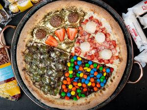 COMBO PIZZA GRANDE + PIZZA PEQUENA DOCE