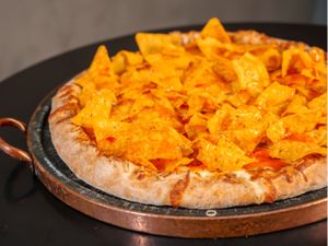 Pizza Família + Refrigerante 2L GRÁTIS