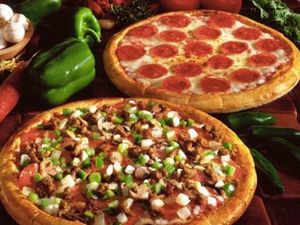 02 Pizzas Grandes 35cm + 01 Refrigerante 1,5L