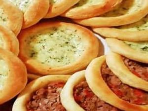 Esfiha de queijo