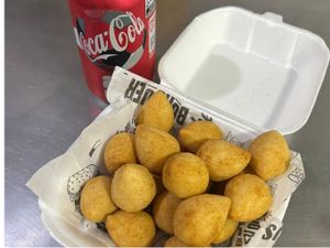 20 salgados + refri lata
