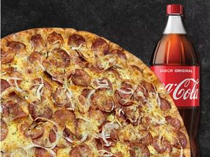 Pizza família (12 fatias) + refrigerante 1,5L