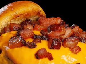 01 Duplo Cheddar Bacon