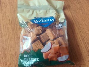 Doce de Leite em Cubo com Coco 180g