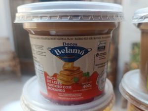 Doce de Leite Pastoso com Morango 400g