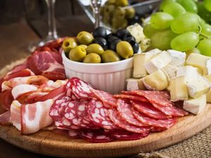 26 - Porção Frios Grande