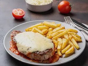 Bife a parmegiana