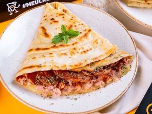 Crepe de Frango com Calabresa e Bacon