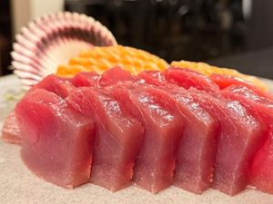 SASHIMI ATUM