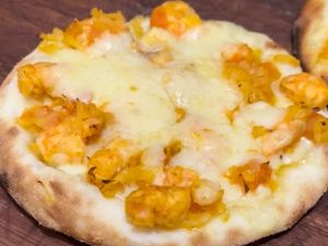 Esfiha Camarão com Cream Cheese