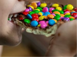 Esfiha M&M com Chocolate