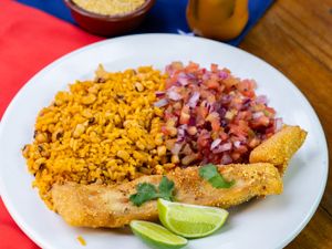 COSTELA DE TAMBAQUI FRITO