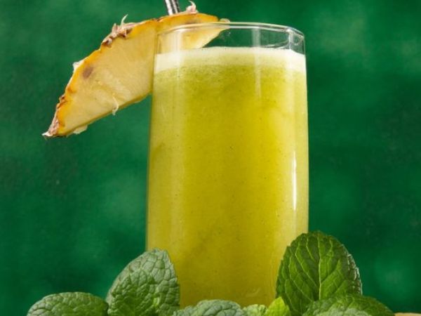 Suco de Abacaxi com Hortelã