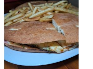 BEIRUTE  FILE MIGNON C/ CATUPIRY